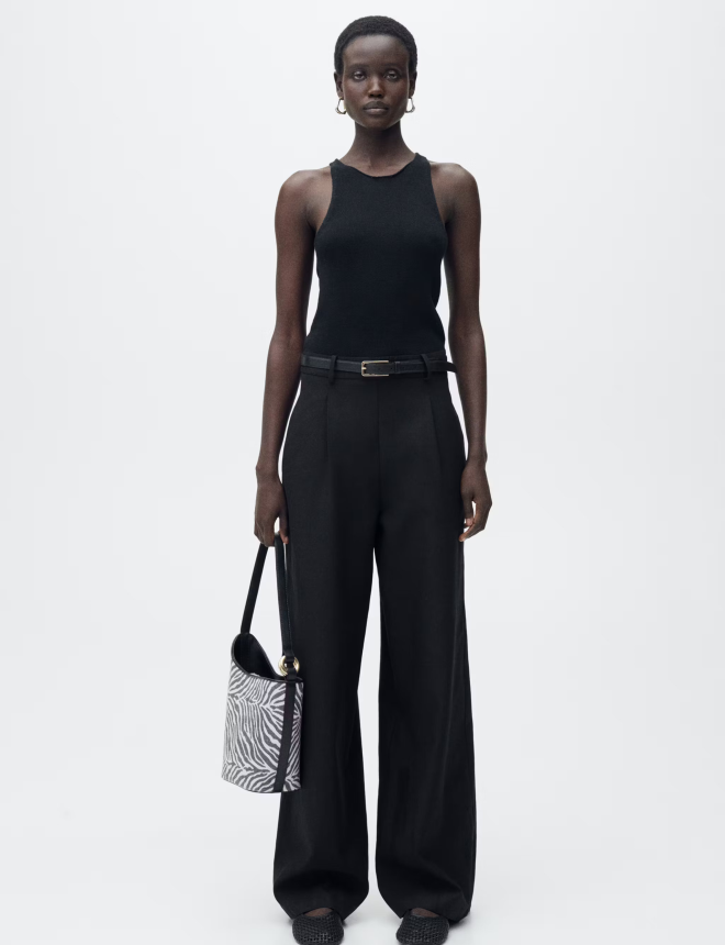 ONE-PIECE SUIT SINGAPUR